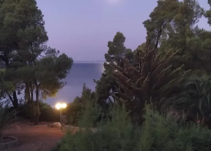 Skiurus Апартаменты Метаморфоси